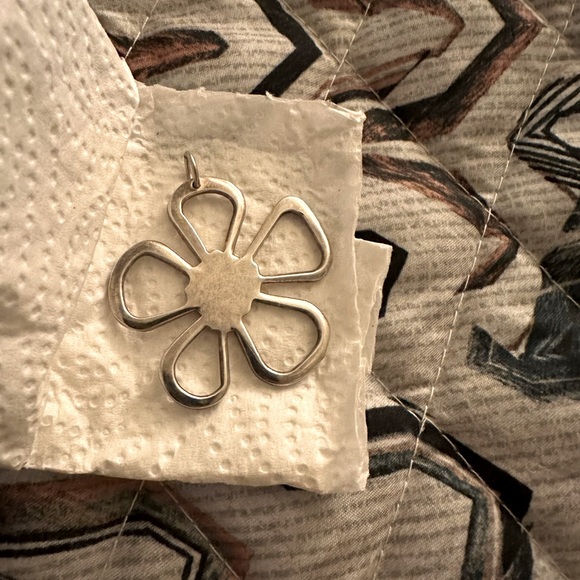 Rare Large Tiffany & Co 925 Perretti Flower Necklace charm - Picture 5 of 9